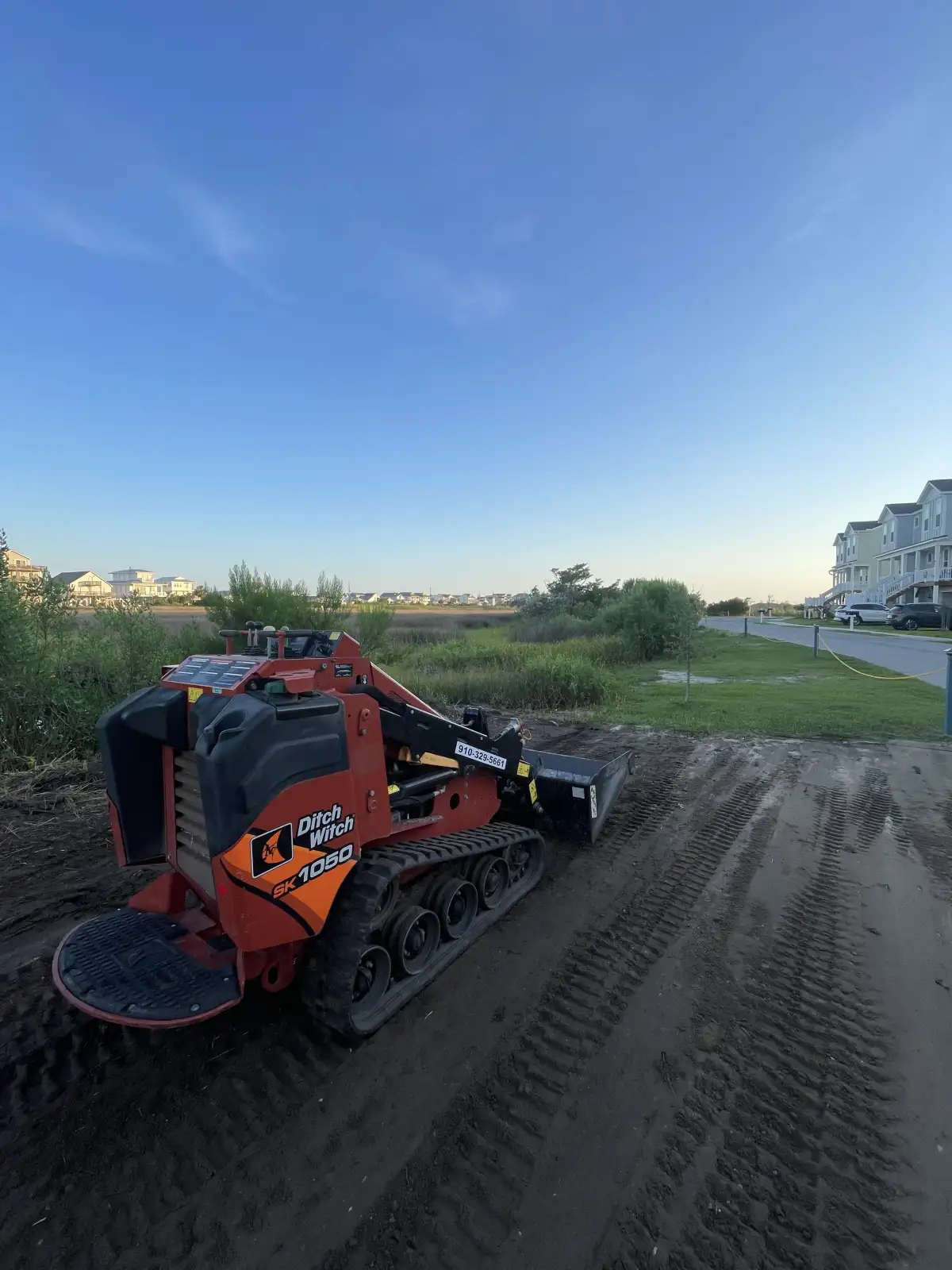 ENC Designs crew and equipment on a luxury outdoor living jobsite in eastern North Carolina